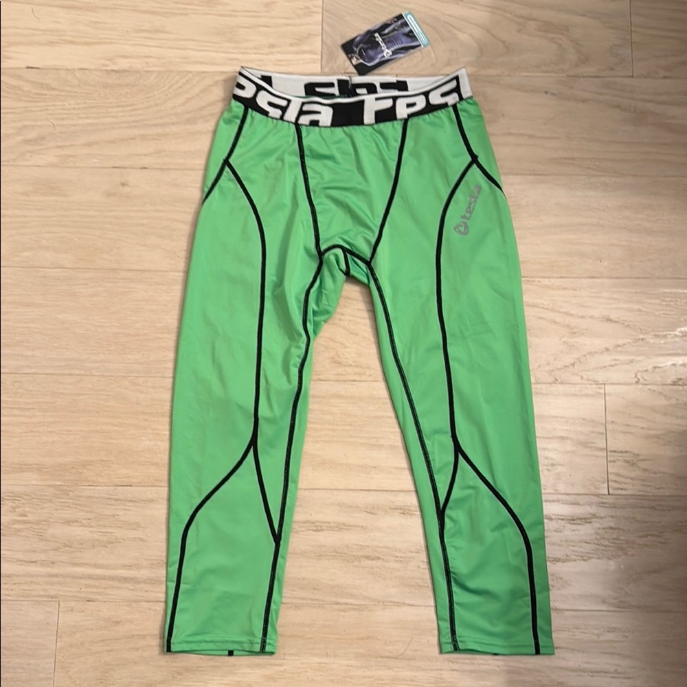 Green Athletic Leggings with Black Accents